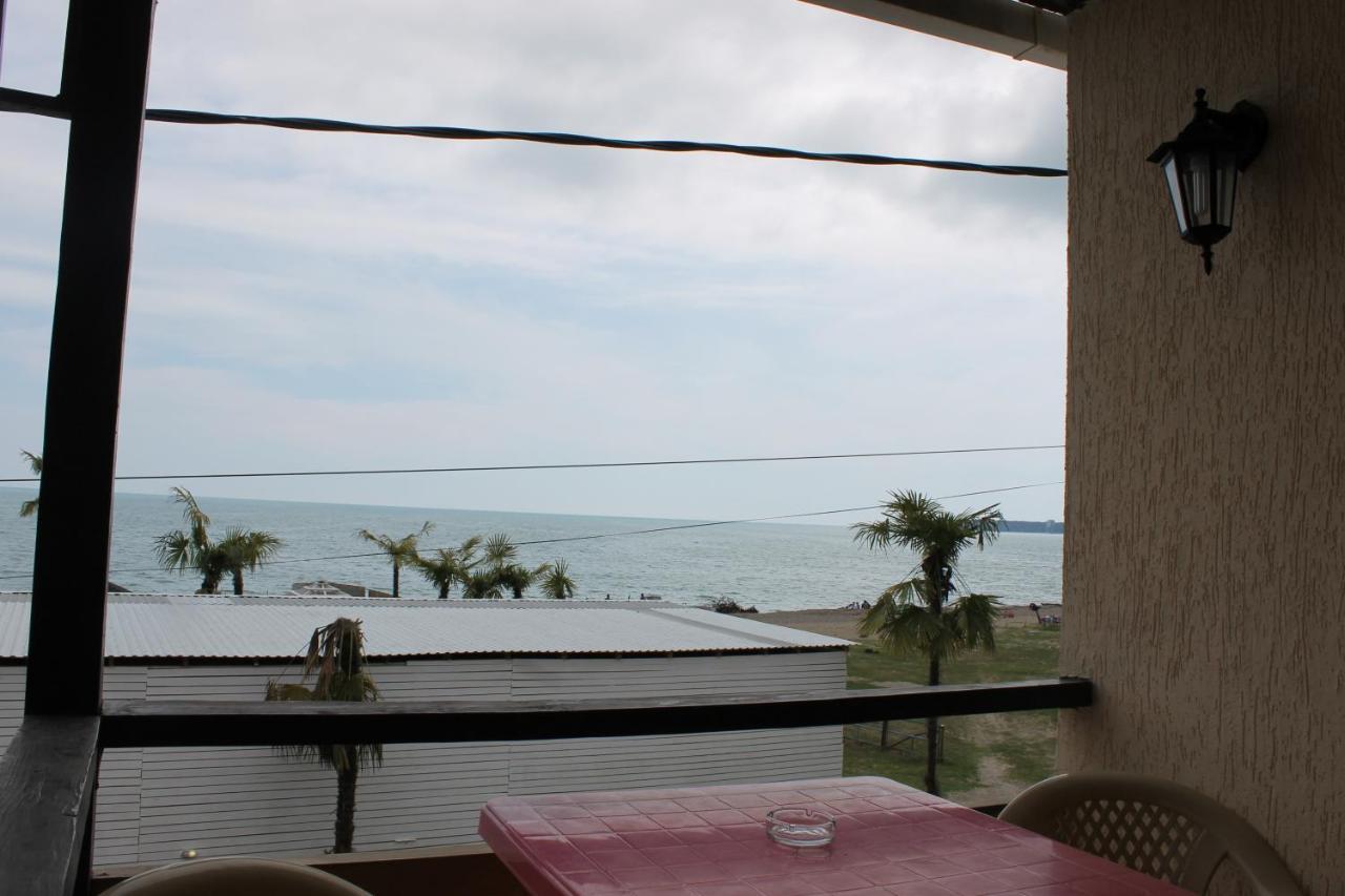 Sea Breeze Guest House Lidzava Экстерьер фото